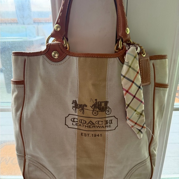 Coach Cream and Tan Leather Tote - Picture 13 of 15